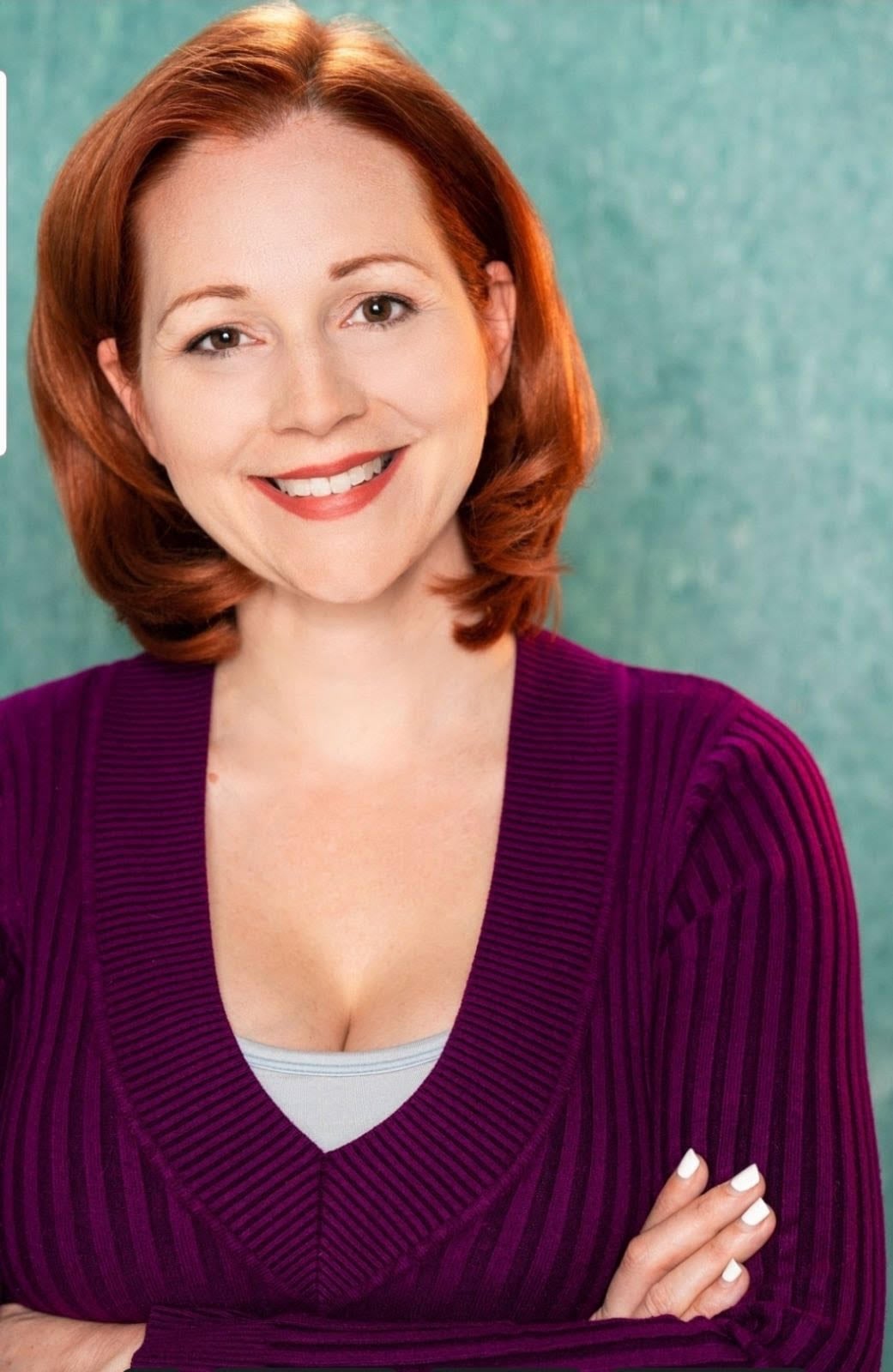 acf65a51 sarahheadshot