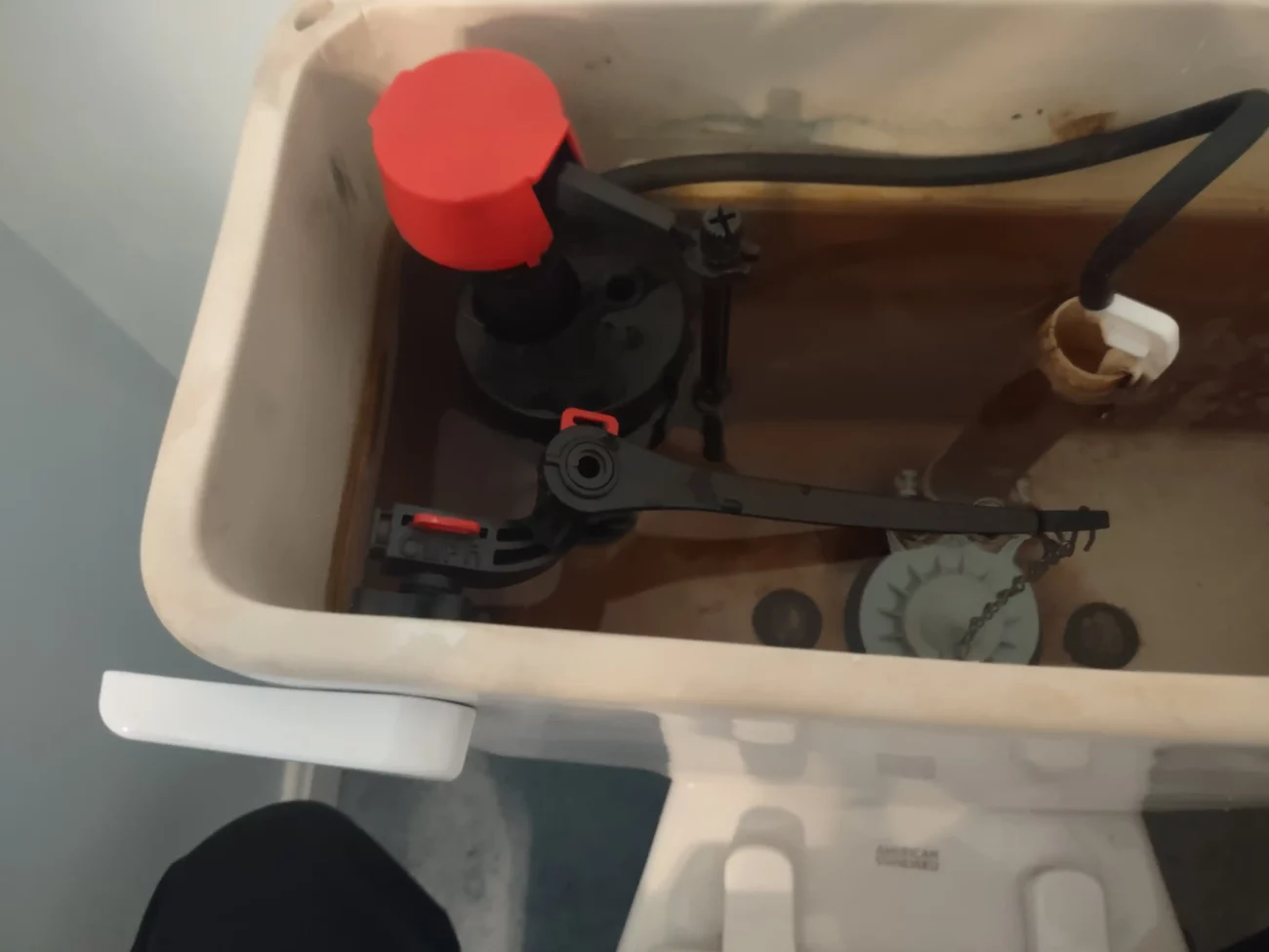 Replace broken toilet handle – Hudson MA